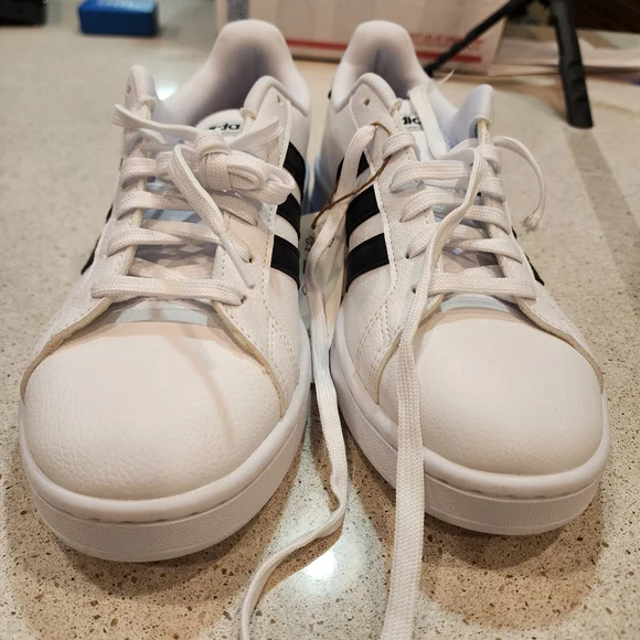 Adidas Grand Court Shoes Mens Size 9 White Black Cloudfoam Casual Tennis - Picture 2 of 8